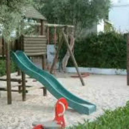 Small Cozy Flat, By The Pool And By The Sea Hébergement de vacances Tavira