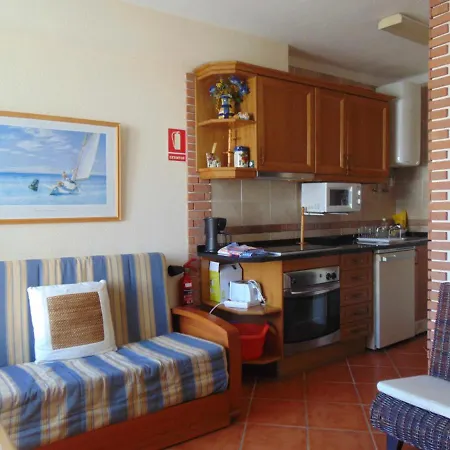 Small Cozy Flat, By The Pool. Tavira