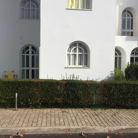 Small Cozy Flat, By The Pool And By The Sea Hébergement de vacances