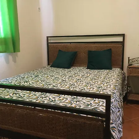 Casa de Férias Small Cozy Flat By The Pool And By The Sea