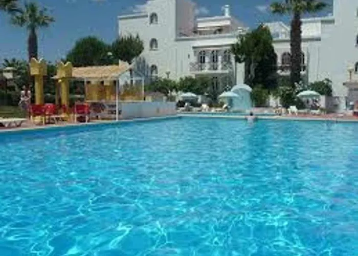 Small Cozy Flat, By The Pool And By The Sea. Tavira