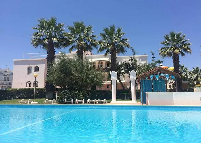 Small Cozy Flat, By The Pool And By The Sea. Tavira