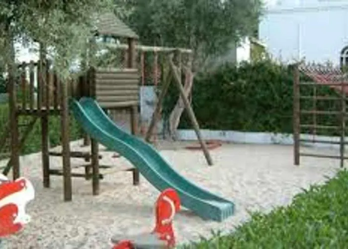 Small Cozy Flat, By The Pool And By The Sea. Vakantiehuis Tavira