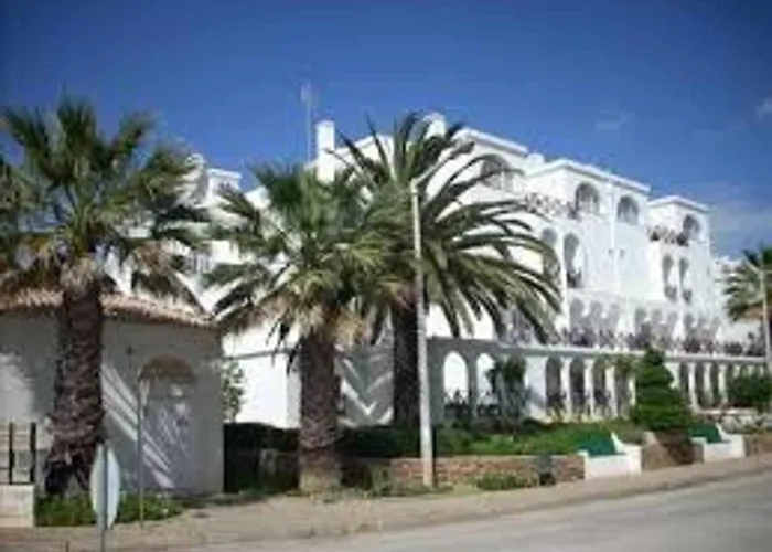 Small Cozy Flat, By The Pool And By The Sea. Vakantiehuis Tavira