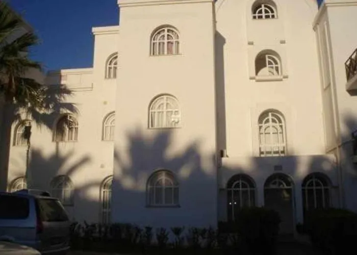 Small Cozy Flat, By The Pool And By The Sea. Tavira