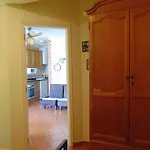 Small Cozy Flat, By The Pool.
